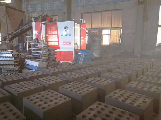 Automated Casting and Moulding Production of Automotive Parts Steering Joint Castings
