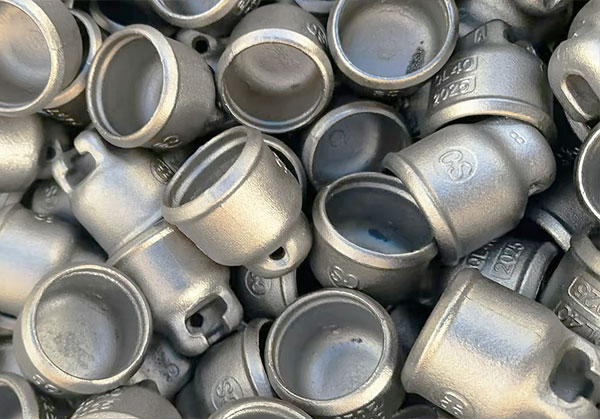 Electric porcelain insulator steel casting，Spherical iron cap casting equipment for electric porcelain insulators