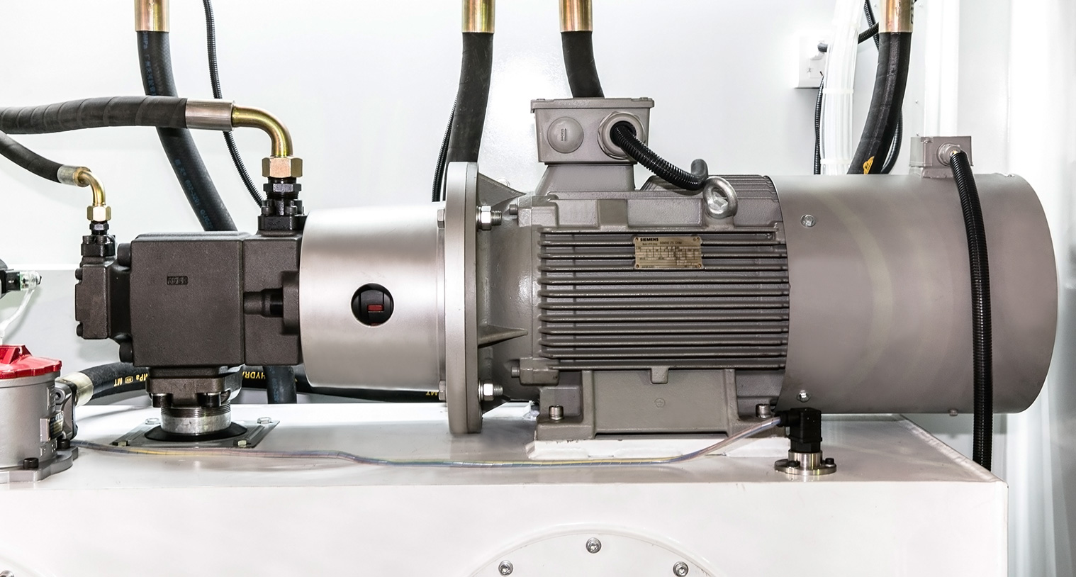 Hydraulic device of casting molding machine